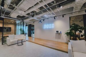 株式会社ROXX